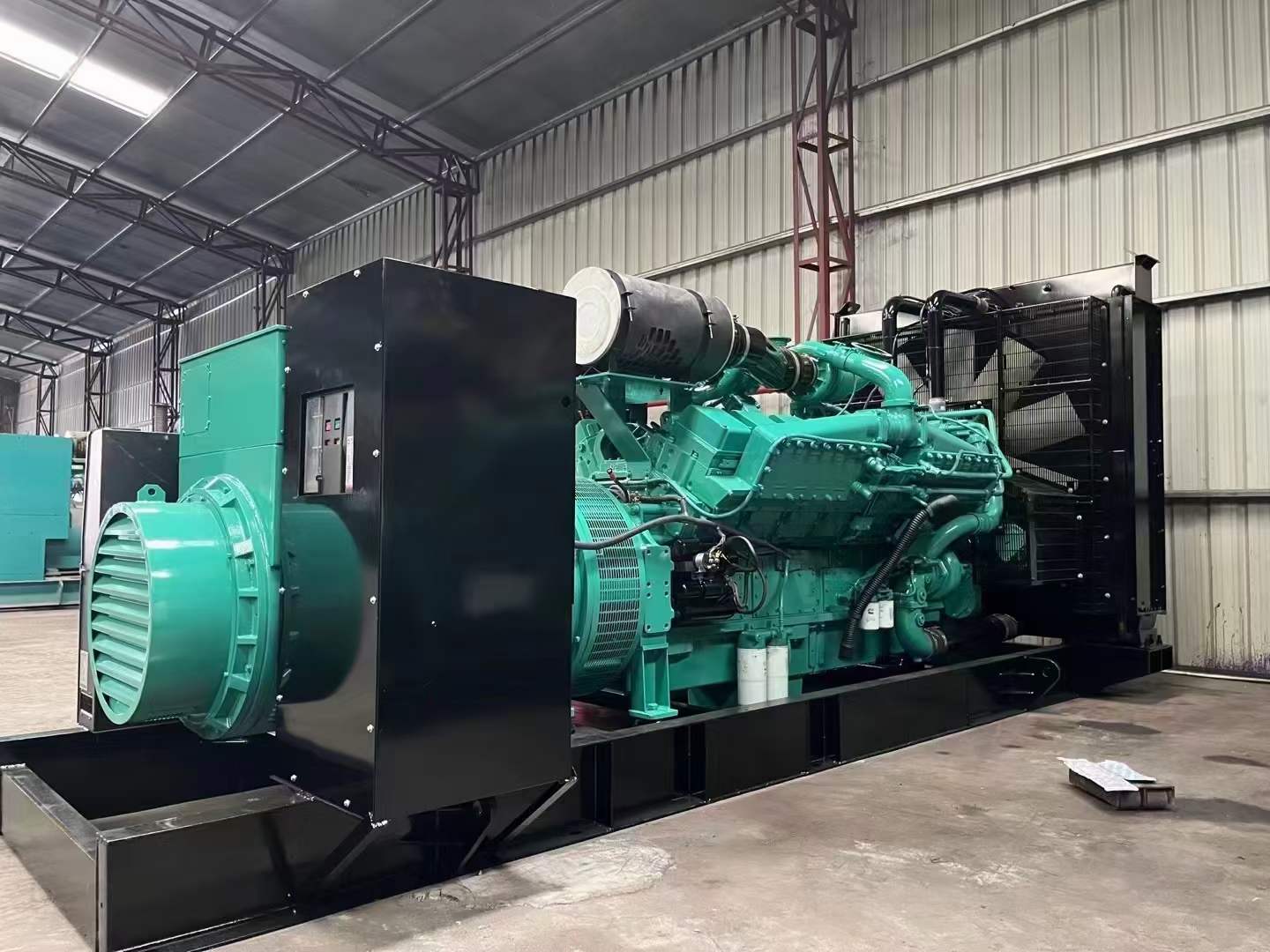 蕲春如何降低 800kW 柴油发电机输出电流的波动？